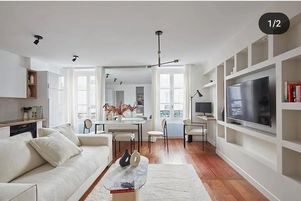 Apt Design, Proche Champs Elysees Paris